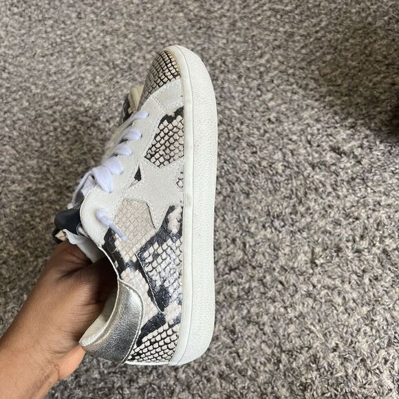 Steve Madden Philosophy Star Sneakers Shoe Snake Skin Leather Size 6.5 M - Picture 3 of 9